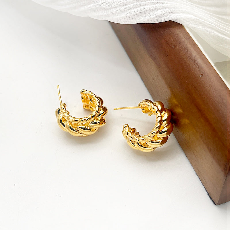 ZHONGTAI Sweet and little fresh earrings 18.5mmx10.5mm Fried Dough Twists Twist Ring European and American Style Ear Studs Small Popular Vintage Metal Knitted Ear Studs