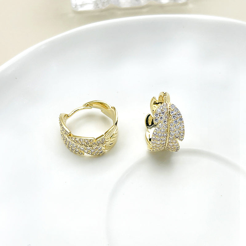 ZHONGTAI Sweet and little fresh earrings 16.7mmx8.9mm Trendy, minimalist, versatile earrings, ruffian and handsome men's earrings, full of diamond earrings